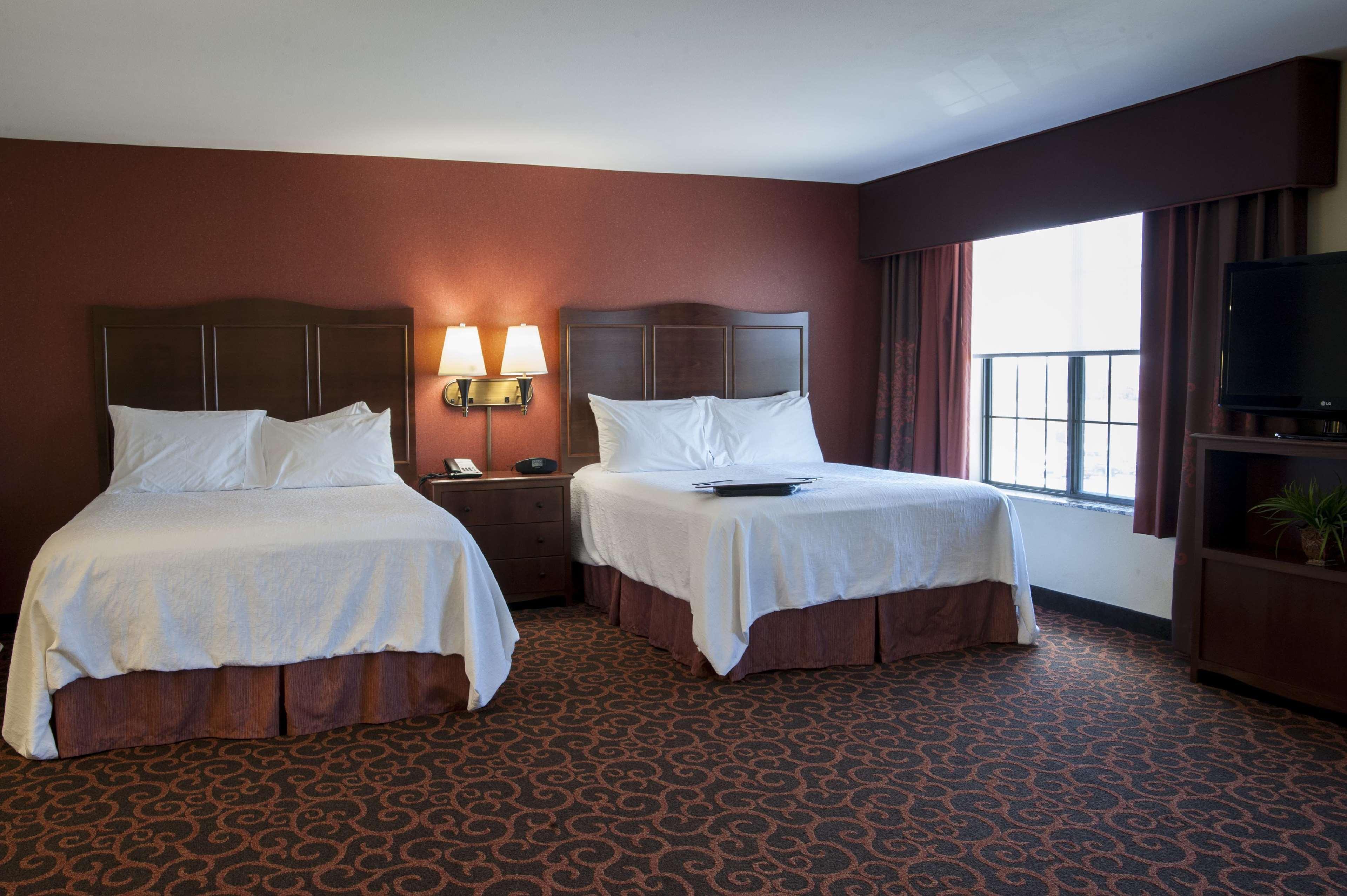 Hampton Inn & Suites Watertown Εξωτερικό φωτογραφία