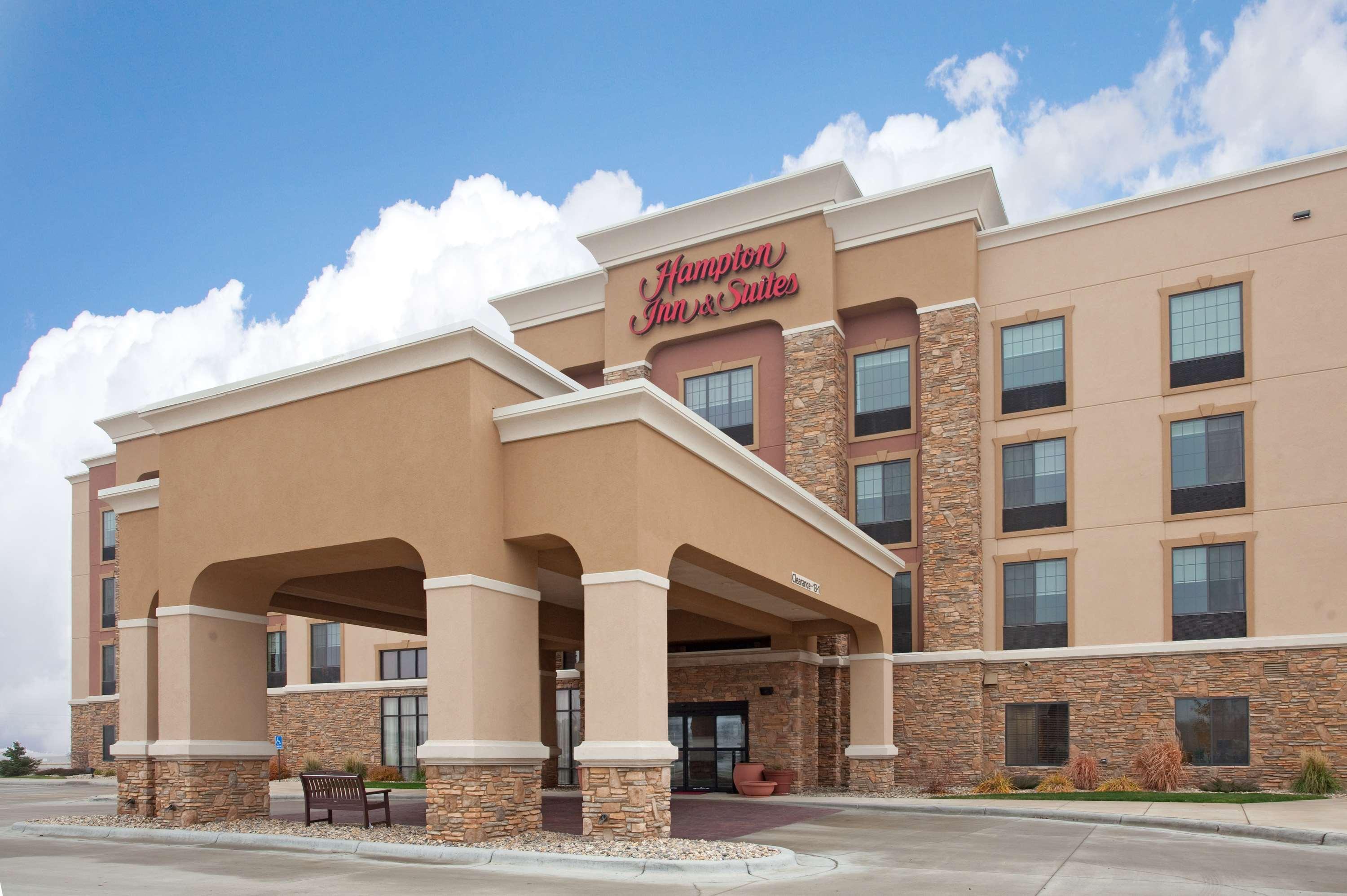 Hampton Inn & Suites Watertown Εξωτερικό φωτογραφία