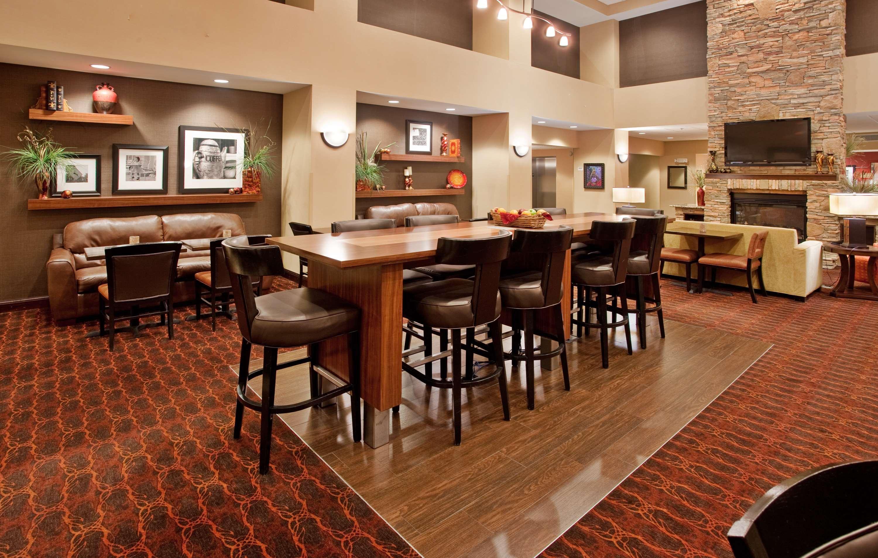 Hampton Inn & Suites Watertown Εξωτερικό φωτογραφία
