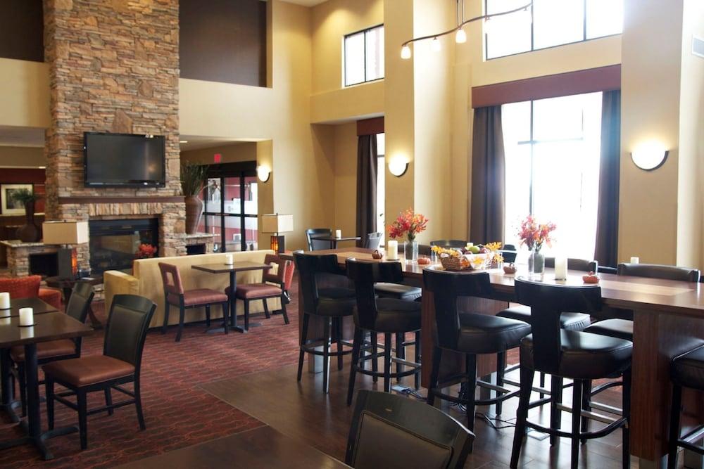 Hampton Inn & Suites Watertown Εξωτερικό φωτογραφία