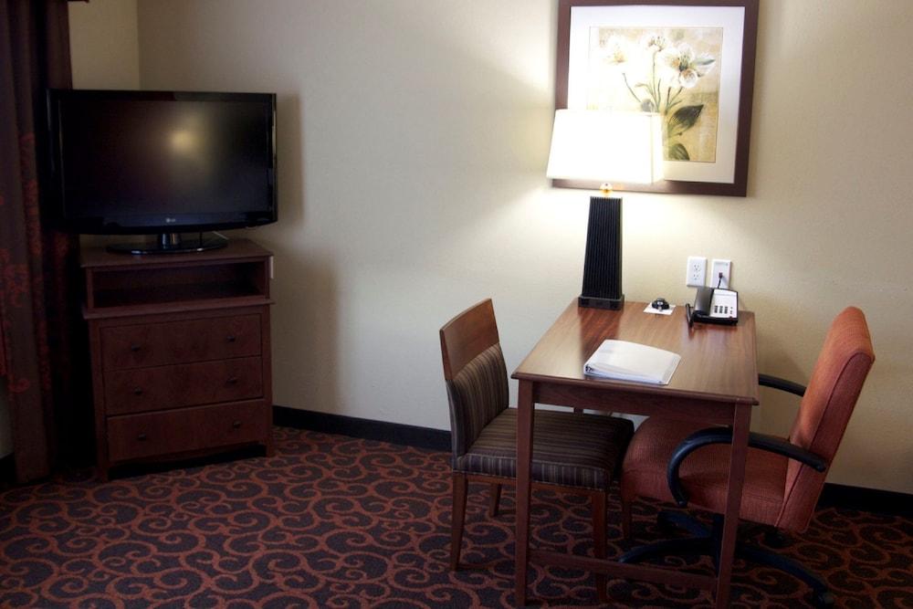 Hampton Inn & Suites Watertown Εξωτερικό φωτογραφία