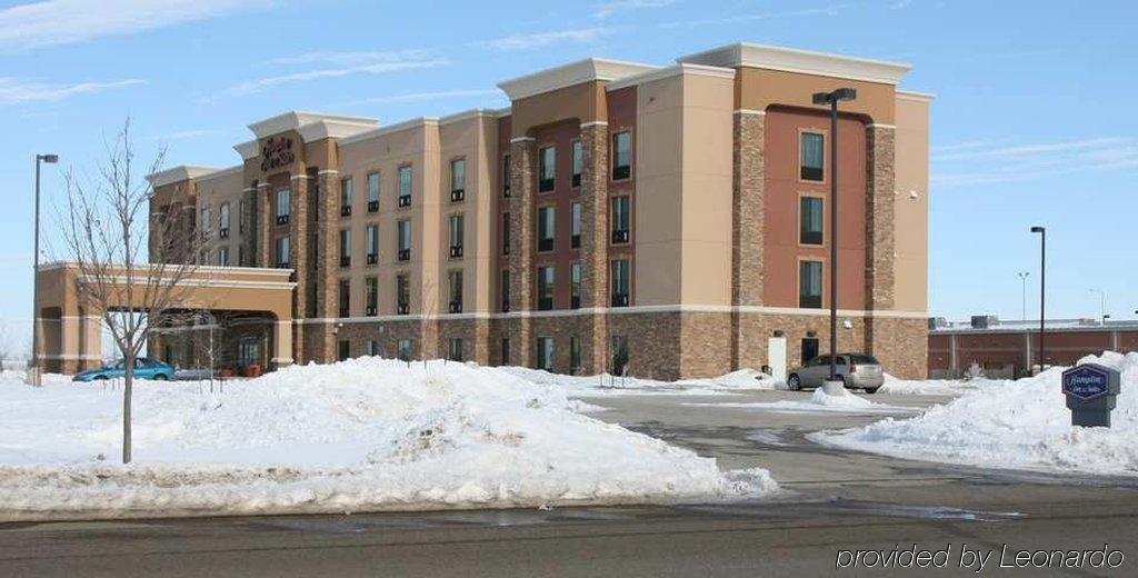 Hampton Inn & Suites Watertown Εξωτερικό φωτογραφία