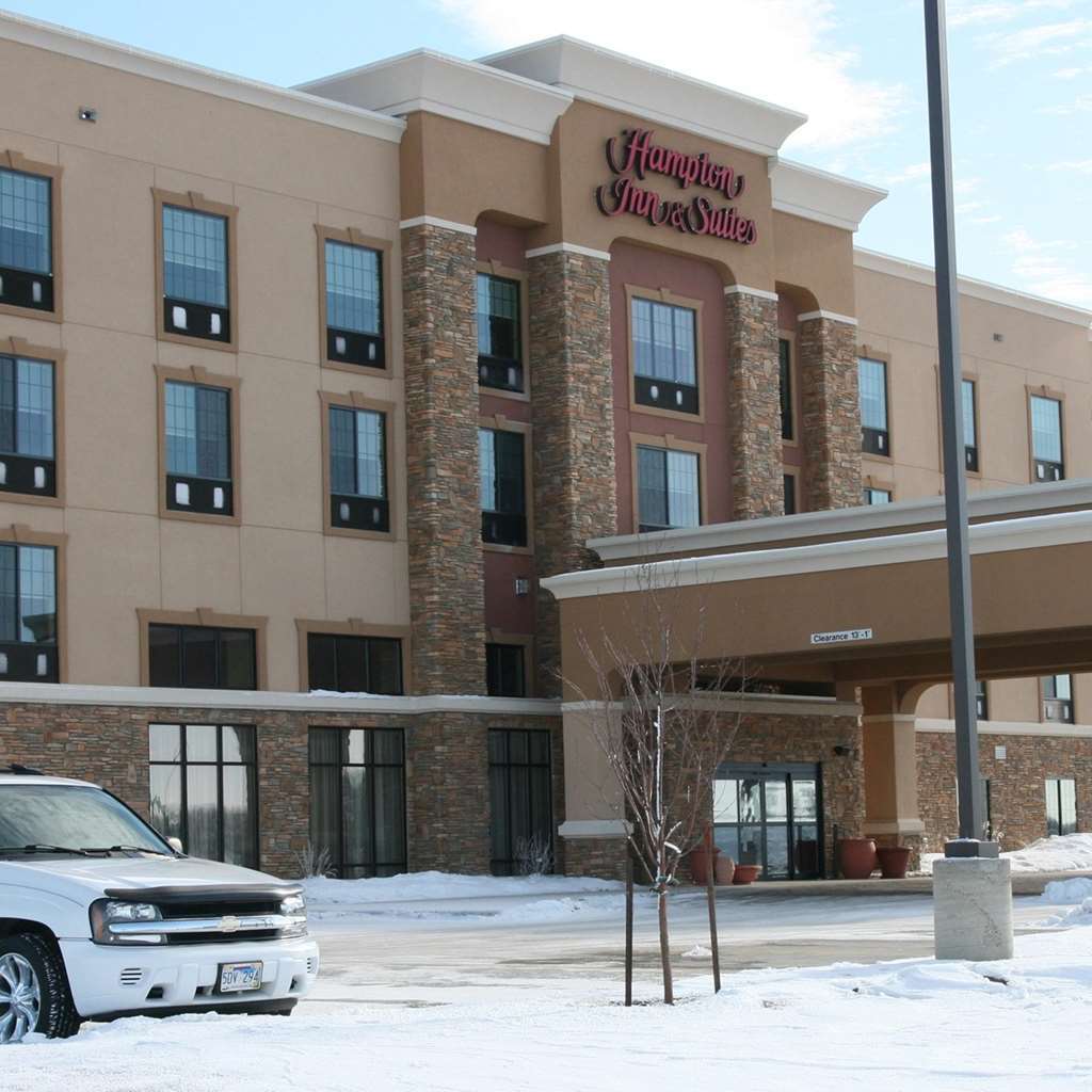 Hampton Inn & Suites Watertown Εξωτερικό φωτογραφία